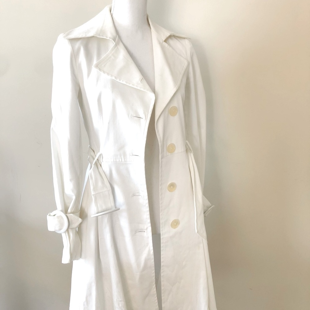Women’s white double breasted trench coat